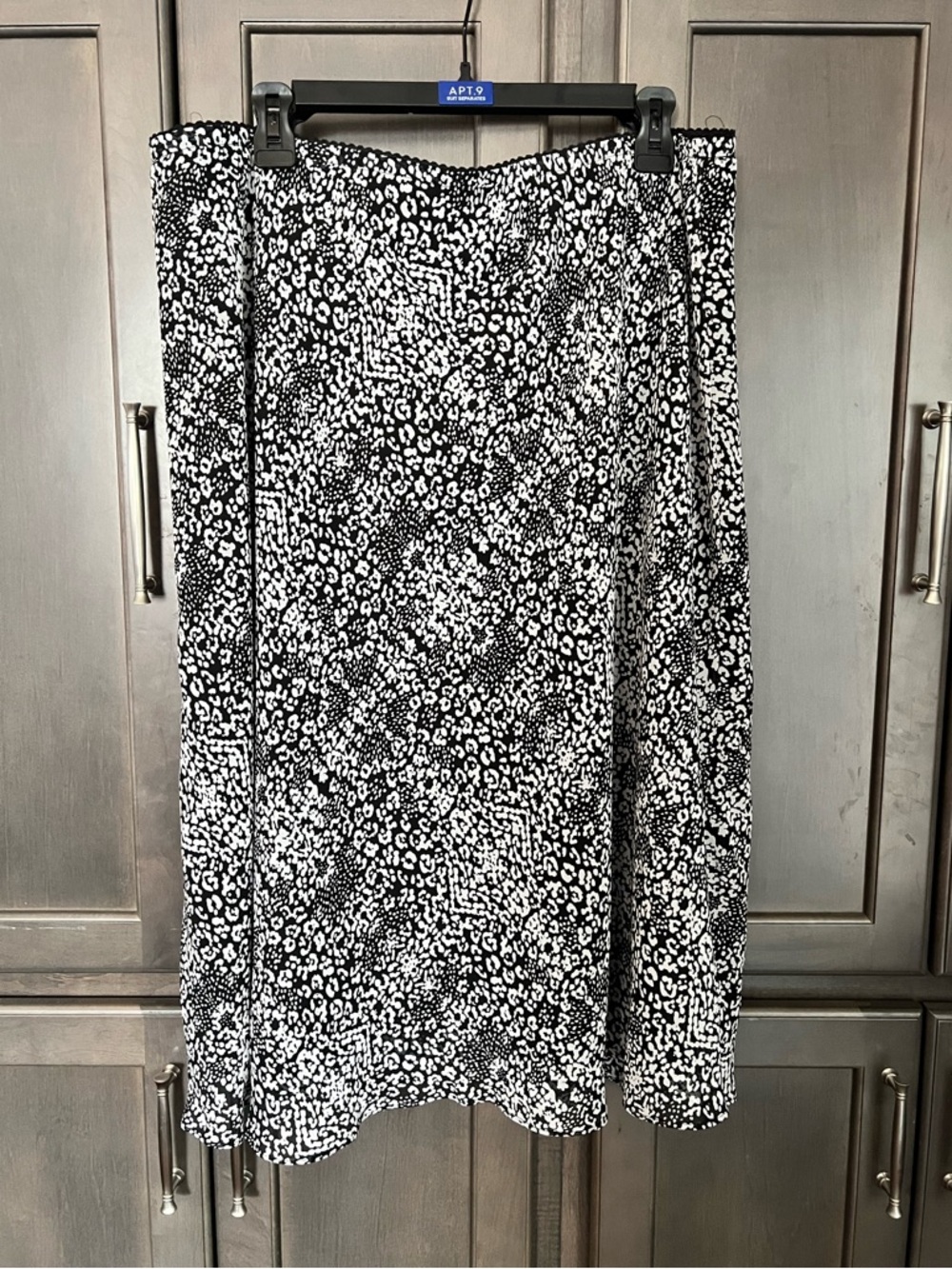 East 5th Women’s Black & White Animal Print Knee Length A-line Skirt 1X Plus